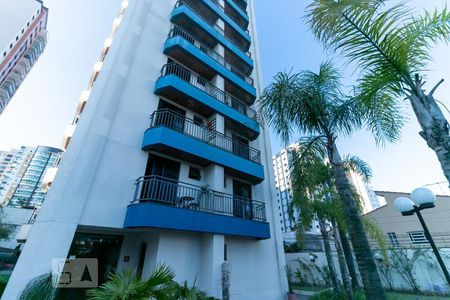 Apartamento à venda com 61m², 2 quartos e 1 vagaFachada