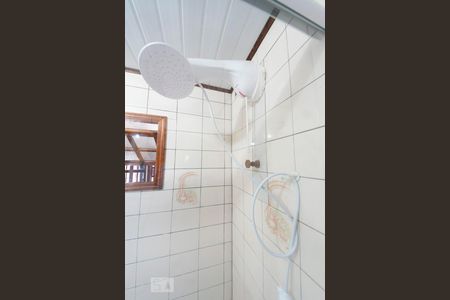 Casa à venda com 330m², 5 quartos e 2 vagasBanheiro 3