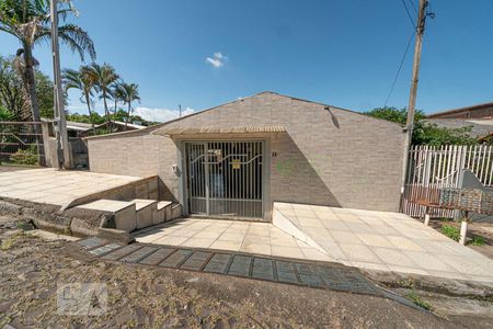 Casa à venda com 330m², 5 quartos e 2 vagasFachada