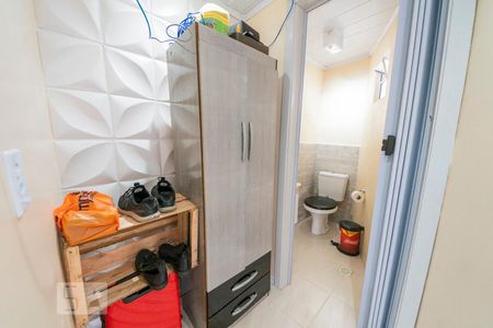 Casa à venda com 330m², 5 quartos e 2 vagasBanheiro 2