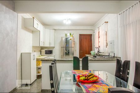 Casa à venda com 223m², 3 quartos e 4 vagasCozinha