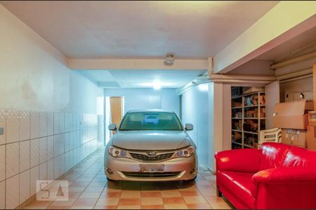 Casa à venda com 223m², 3 quartos e 4 vagasGaragem