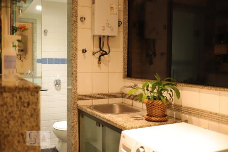 Apartamento à venda com 173m², 3 quartos e 6 vagasÁrea de Serviço