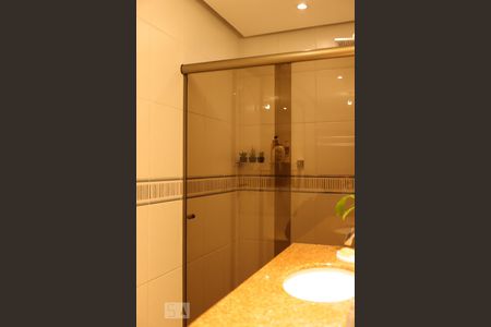 Apartamento à venda com 173m², 3 quartos e 6 vagasBanheiro da Suíte 2
