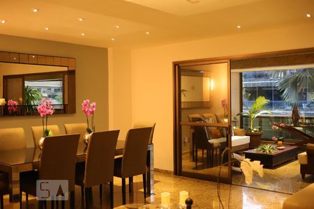 Sala de apartamento para alugar com 3 quartos, 173m² em Recreio dos Bandeirantes, Rio de Janeiro