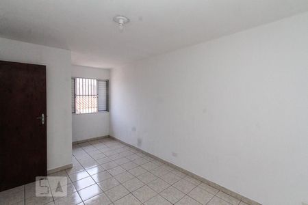 Casa para alugar com 150m², 2 quartos e 1 vaga Casa para alugar com 150m², 2 quartos e 1 vagaSuite