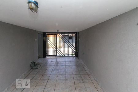 Casa para alugar com 150m², 2 quartos e 1 vaga Casa para alugar com 150m², 2 quartos e 1 vagaGaragem