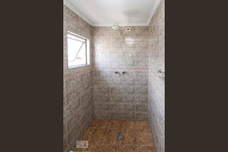 Casa para alugar com 150m², 2 quartos e 1 vaga Casa para alugar com 150m², 2 quartos e 1 vagaBanheiro da Suite 02