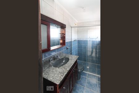 Casa para alugar com 150m², 2 quartos e 1 vaga Casa para alugar com 150m², 2 quartos e 1 vagaBanheiro da Suite