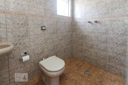 Casa para alugar com 150m², 2 quartos e 1 vaga Casa para alugar com 150m², 2 quartos e 1 vagaBanheiro da Suite 02