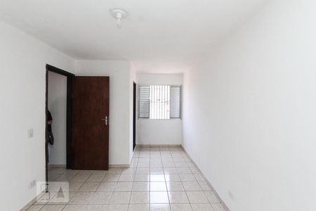 Casa para alugar com 150m², 2 quartos e 1 vaga Casa para alugar com 150m², 2 quartos e 1 vagaSuite