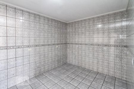 Cozinha de casa para alugar com 2 quartos, 150m² em Vila Antonieta, São Paulo