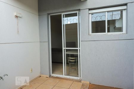 Apartamento para alugar com 38m², 1 quarto e 1 vaga Apartamento para alugar com 38m², 1 quarto e 1 vagaVaranda