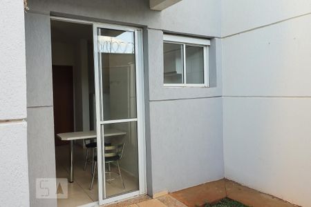 Apartamento para alugar com 38m², 1 quarto e 1 vaga Apartamento para alugar com 38m², 1 quarto e 1 vagaVaranda