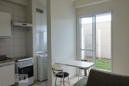 Apartamento para alugar com 38m², 1 quarto e 1 vaga Apartamento para alugar com 38m², 1 quarto e 1 vagaSala