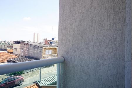 Casa à venda com 170m², 4 quartos e 4 vagas Casa à venda com 170m², 4 quartos e 4 vagasVaranda da Suíte 1