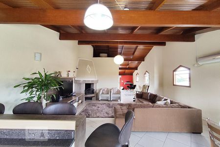 Sala 1 de casa para alugar com 5 quartos, 433m² em Igara, Canoas