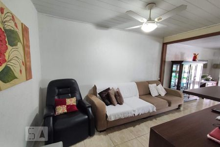 Casa à venda com 433m², 5 quartos e 5 vagasSala de TV