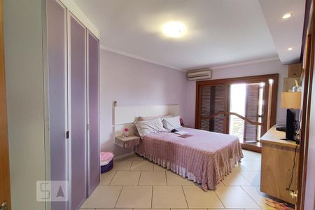 Casa à venda com 433m², 5 quartos e 5 vagasQuarto 2 Suíte