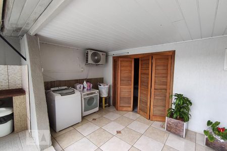 Casa à venda com 433m², 5 quartos e 5 vagasÁrea de Serviço 2