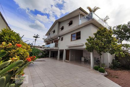 Casa à venda com 433m², 5 quartos e 5 vagasFachada