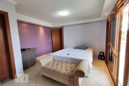 Casa à venda com 433m², 5 quartos e 5 vagasQuarto 1 Suíte