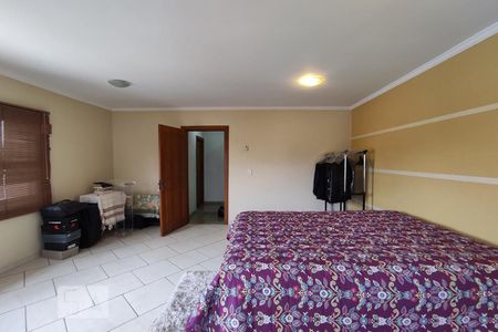 Casa à venda com 433m², 5 quartos e 5 vagasQuarto 3