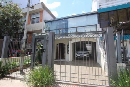 Casa para alugar com 1000m², 4 quartos e 3 vagasFACHADA