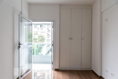 Apartamento para alugar com 120m², 3 quartos e 1 vaga Apartamento para alugar com 120m², 3 quartos e 1 vagaQuarto