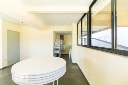 Apartamento para alugar com 60m², 2 quartos e 1 vaga Apartamento para alugar com 60m², 2 quartos e 1 vagaÁrea comum - Salão de festas
