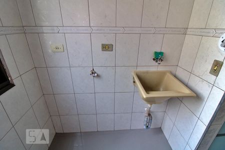 Apartamento para alugar com 73m², 2 quartos e 1 vagaÁrea de Serviço