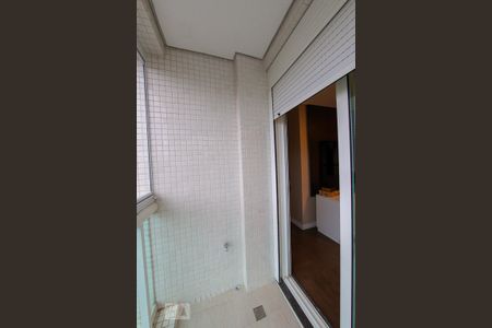 Apartamento à venda com 247m², 4 quartos e 4 vagas Apartamento à venda com 247m², 4 quartos e 4 vagasSacada da Suite 3