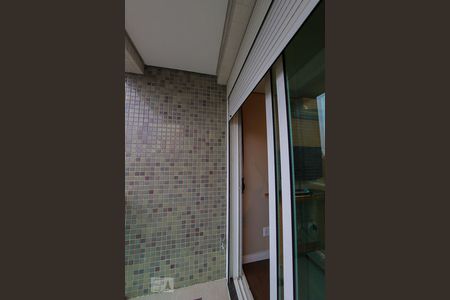 Apartamento à venda com 247m², 4 quartos e 4 vagas Apartamento à venda com 247m², 4 quartos e 4 vagasSacada da Suite 2