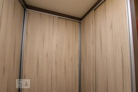 Apartamento à venda com 247m², 4 quartos e 4 vagas Apartamento à venda com 247m², 4 quartos e 4 vagasCloset da Suite 3