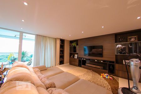 Sala de TV de apartamento à venda com 4 quartos, 247m² em Vila Progresso, Guarulhos