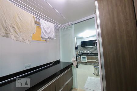 Apartamento à venda com 247m², 4 quartos e 4 vagas Apartamento à venda com 247m², 4 quartos e 4 vagasArea de Serviço