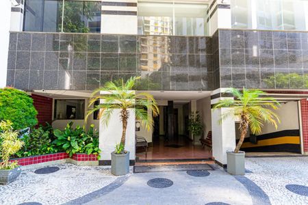 Apartamento à venda com 70m², 2 quartos e 1 vaga Apartamento à venda com 70m², 2 quartos e 1 vagaEntrada