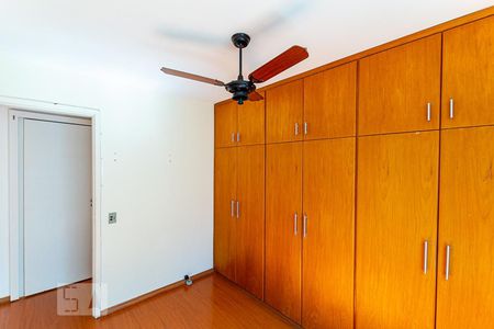 Quarto 1 de apartamento à venda com 2 quartos, 70m² em Ingá, Niterói