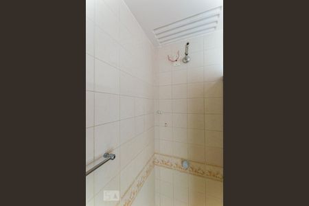 Apartamento à venda com 70m², 2 quartos e 1 vaga Apartamento à venda com 70m², 2 quartos e 1 vagaBanheiro Social