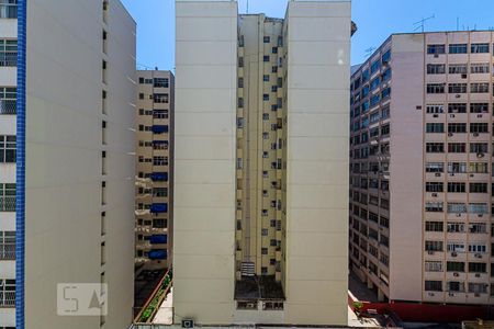 Vista da Sala de apartamento à venda com 2 quartos, 70m² em Ingá, Niterói