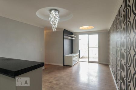 Sala  de apartamento para alugar com 3 quartos, 66m² em Guaiaúna, São Paulo