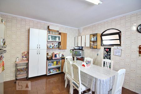Casa à venda com 429m², 5 quartos e 5 vagasCozinha da Casa 2