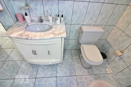 Casa à venda com 429m², 5 quartos e 5 vagasBanheiro da Suíte