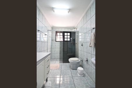 Casa à venda com 429m², 5 quartos e 5 vagasBanheiro Social