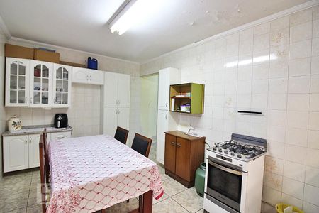 Casa à venda com 429m², 5 quartos e 5 vagasCozinha