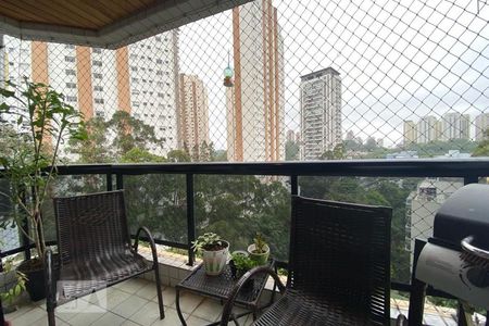 Sacada de apartamento à venda com 4 quartos, 128m² em Vila Andrade, São Paulo