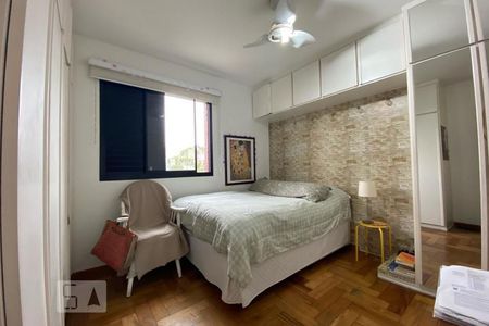 Apartamento à venda com 128m², 4 quartos e 2 vagas Apartamento à venda com 128m², 4 quartos e 2 vagasSuíte 1