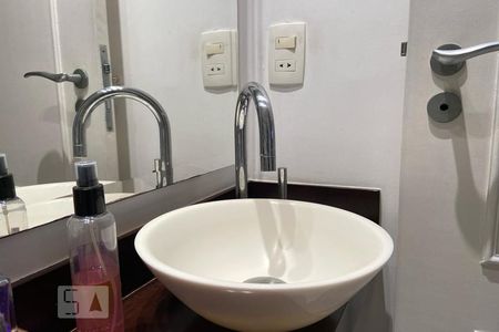 Apartamento à venda com 128m², 4 quartos e 2 vagas Apartamento à venda com 128m², 4 quartos e 2 vagasBanheiro - Torneira