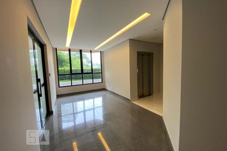 Apartamento à venda com 128m², 4 quartos e 2 vagas Apartamento à venda com 128m², 4 quartos e 2 vagasHall Social