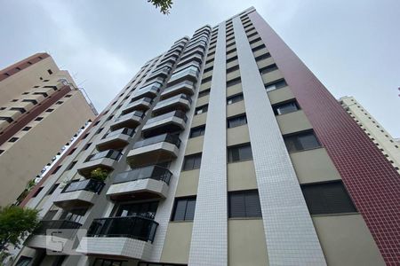 Apartamento à venda com 128m², 4 quartos e 2 vagas Apartamento à venda com 128m², 4 quartos e 2 vagasFachada